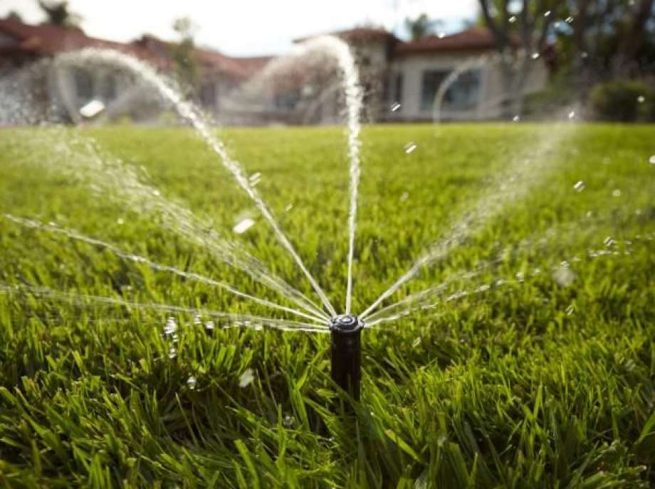 how long should sprinklers run in each zone