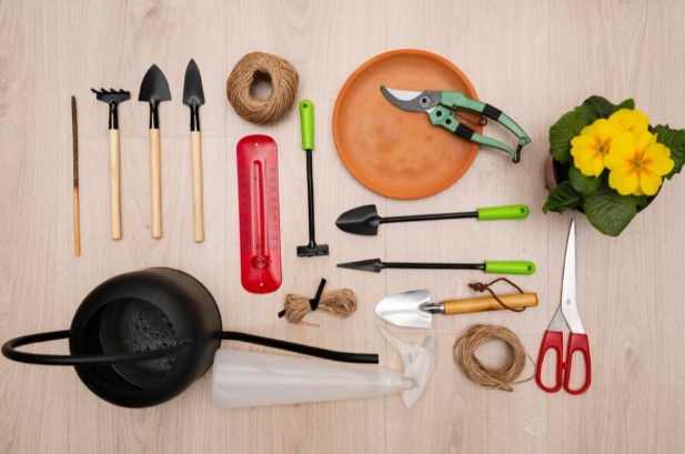 Dévoiler les secrets d'un jardinage en serre réussi - 14 accessoires indispensables pour votre kit de serre