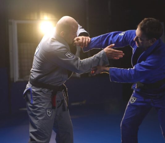 combattimento di jiu jitsu